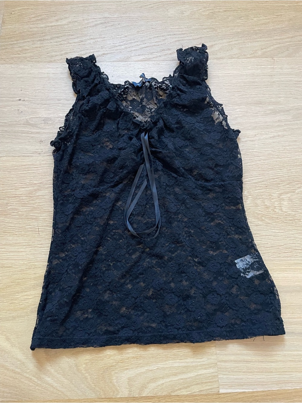 Brandy Melville lace top